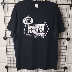 NEW JOURNEYS '16 CREW Gildan Black Heavy Cotton T-Shirt